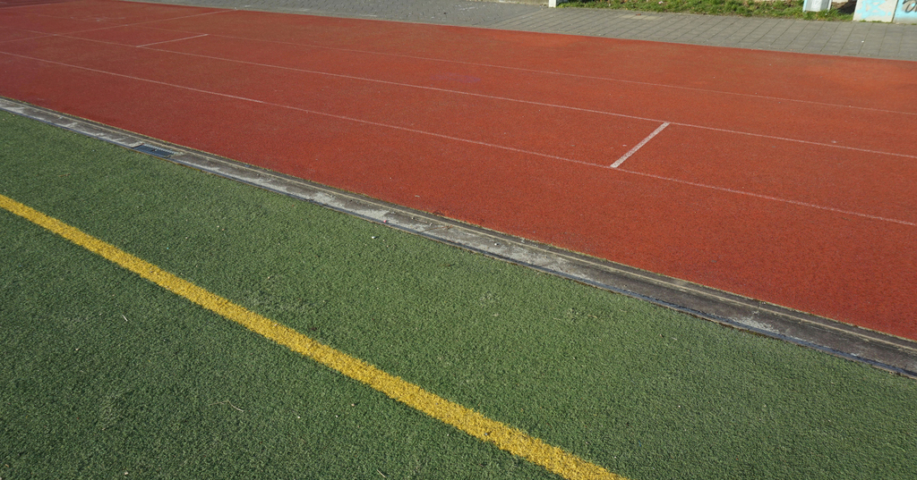 塑膠跑道施工