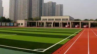 塑膠跑道球場出現積水怎么辦？