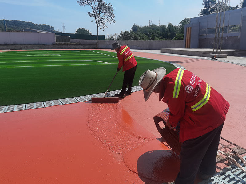 EPDM塑膠跑道施工