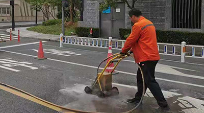 熱熔標線如何清除？