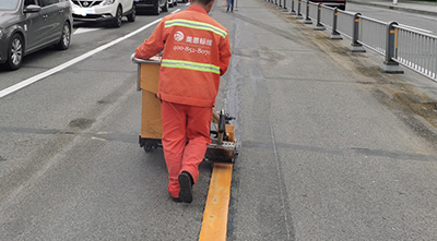 如何驗收熱熔標線施工質量？