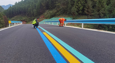 瀘州道路交通標(biāo)線施工