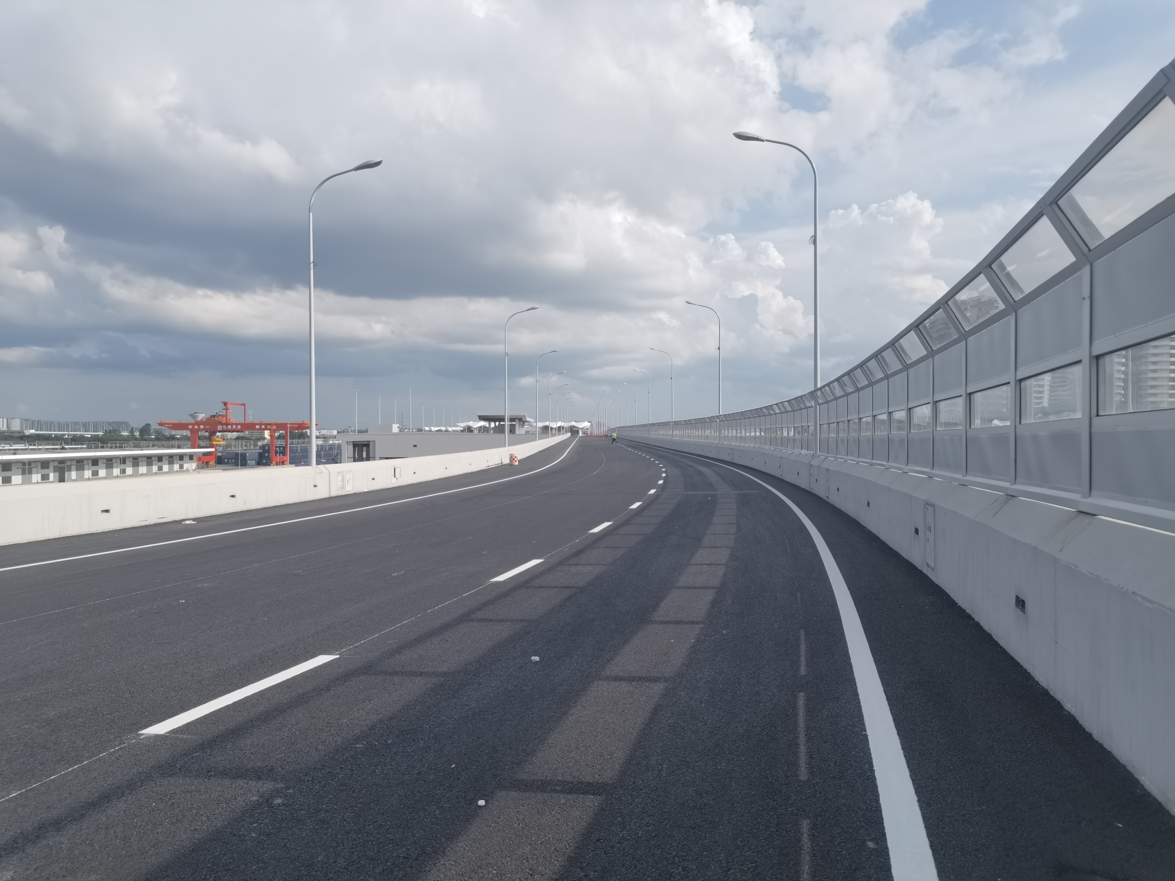 標線施工質(zhì)量驗收核心標準 三大硬性指標 + 通用要求全解析